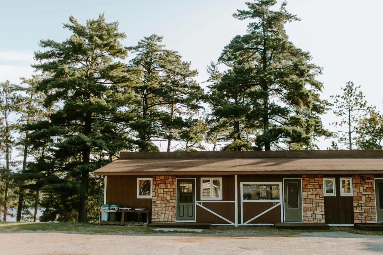 Silver Rapids Lodge & Campground Ely Exteriér fotografie
