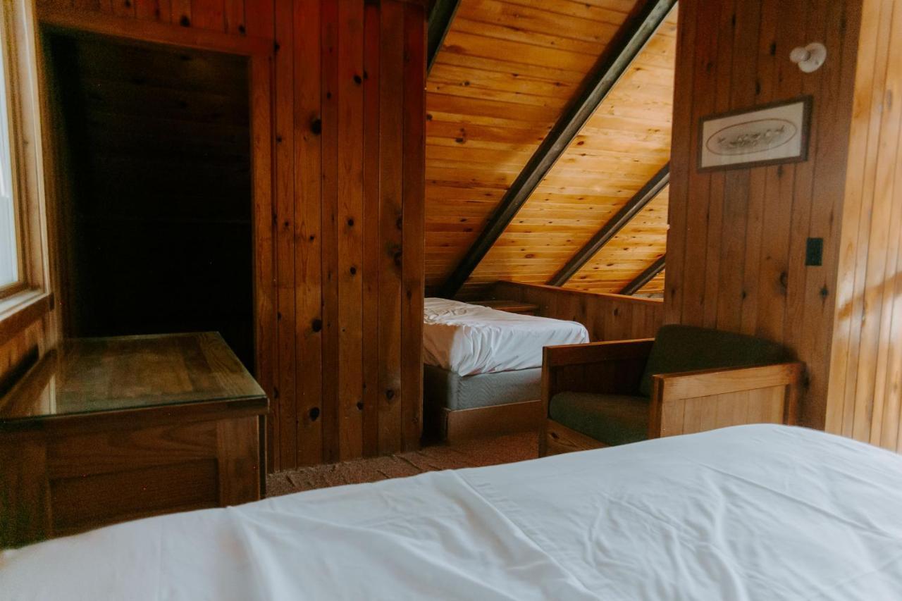 Silver Rapids Lodge & Campground Ely Exteriér fotografie